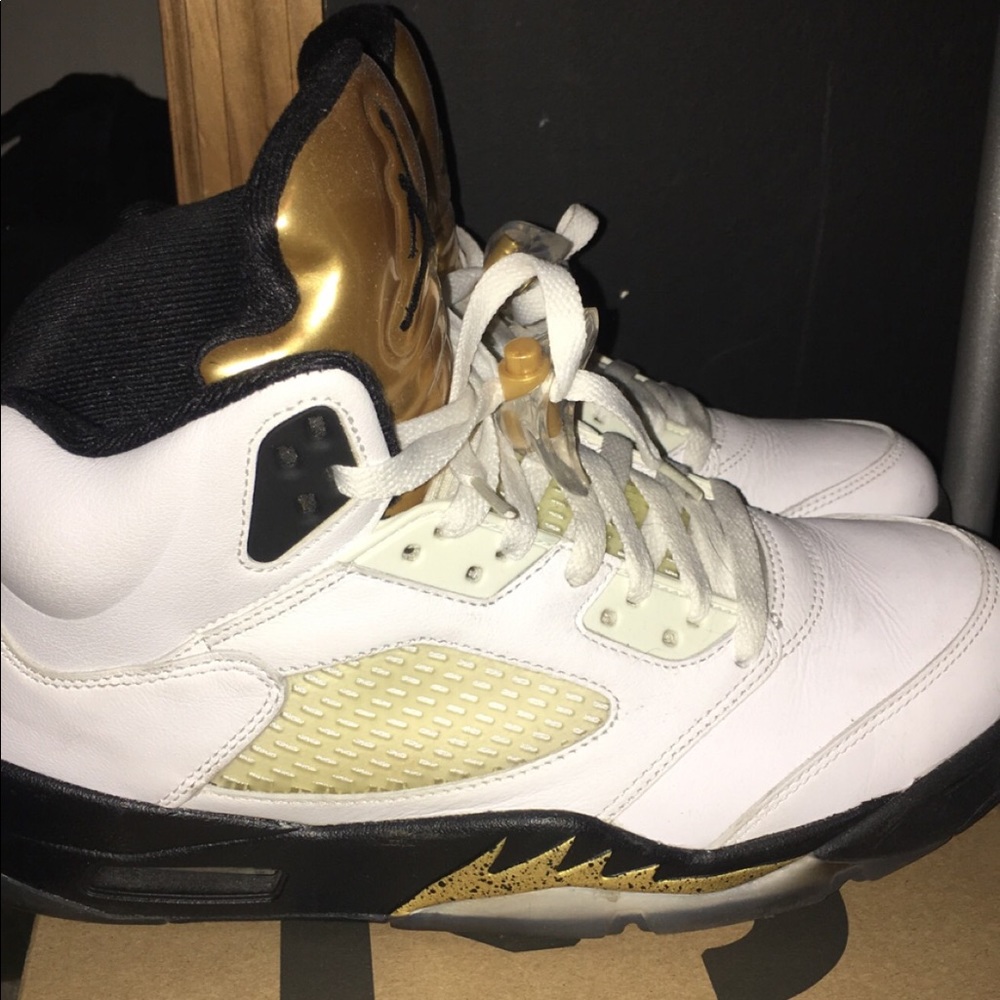 🚨PRICE DROP🚨Jordan retro 5 “Olympic”